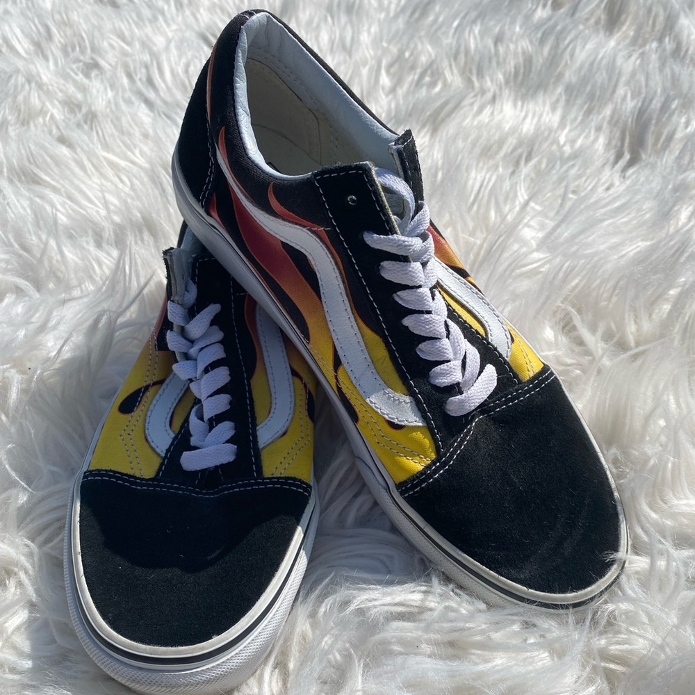 Van’s flame design